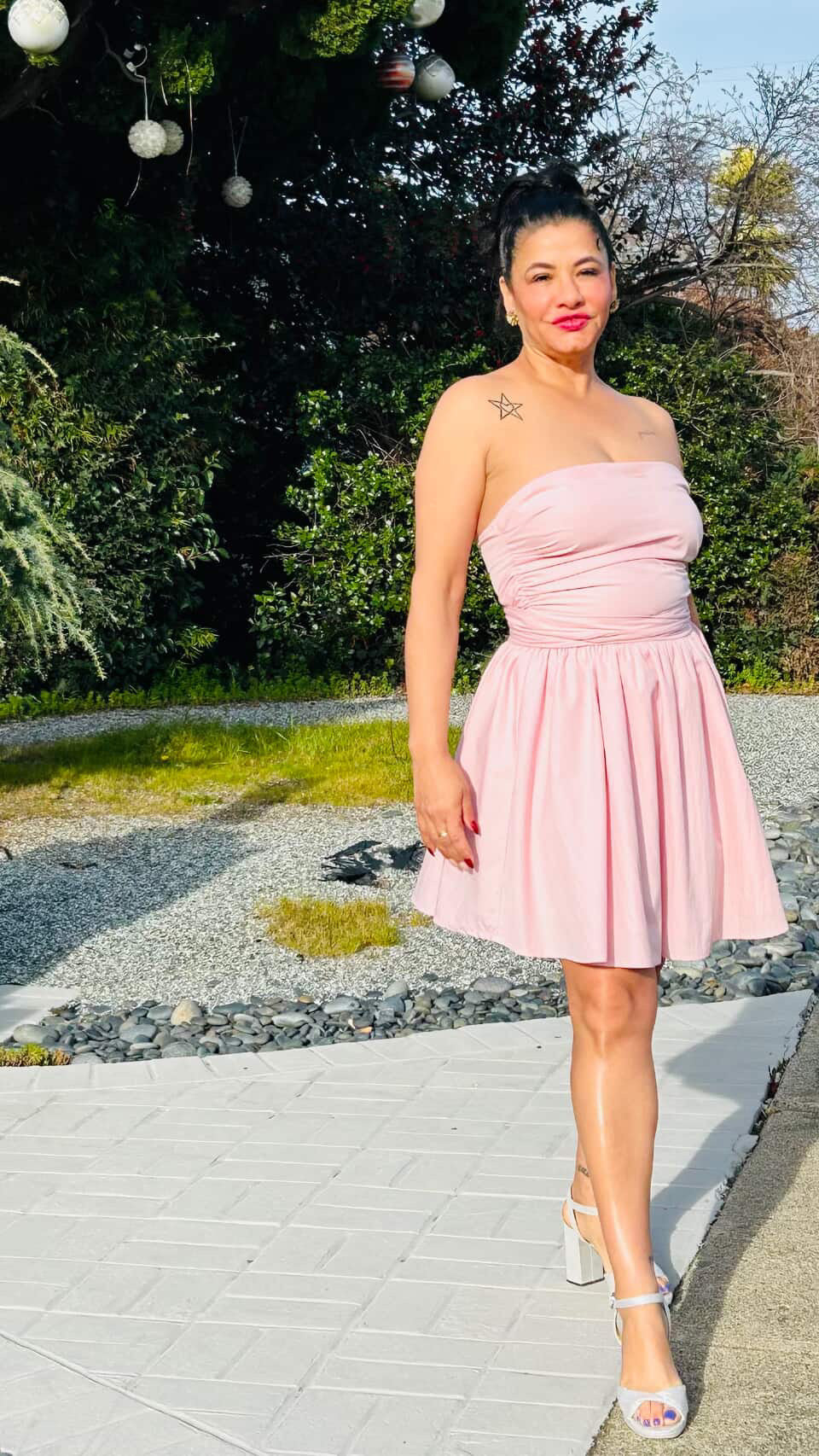 Solid Off Shoulder Tube Elastic Waist Dress